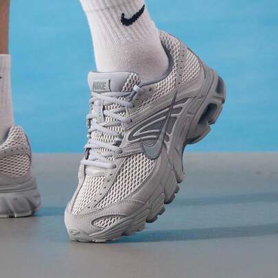 Jordan 男士低帮系带休闲鞋，AIR MAX MOTO 2K，轻便舒适的日常运动鞋