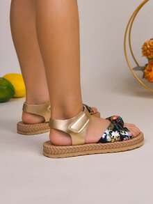 1双女童夏季新款金属刺绣花卉平底凉鞋，优质缎面软跟，魔术贴设计，波西米亚复古休闲风，双层编织鞋底，轻便舒适，适合4-15岁女孩、小学生和初中生，夏季户外活动、节日庆典、海滩穿着。 - 黑色 - 查看 4