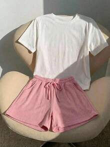 CONJUNTO DE DOS PIEZAS SHORT ROSA Y PLAYERA BLANCA LISOS - Multicolor - Ver 1