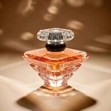 Lancôme Trésor Eau De Parfum - Long Lasting Fragrance With Notes Of Rose, Lilac, Peach & Apricot Blossom - Elegant & Romantic Women's Perfume - 花卉印花 - 查看 7