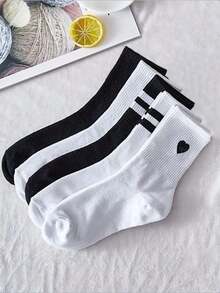 5 Pairs Striped, Solid Color, And Heart Print Athletic Socks - Multicolor - View 2