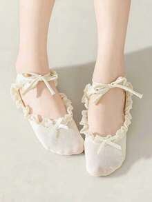 1双白色芭蕾舞鞋和袜子，女士系带踝带蝴蝶结芭蕾舞鞋，短袜，日式洛丽塔风格袜子 - 白色 - 查看 4