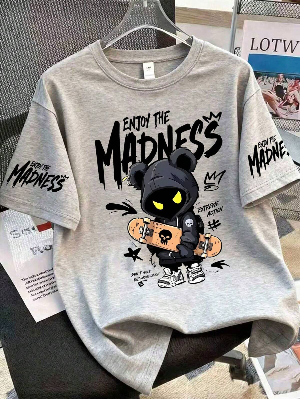 1 pièce T-shirt graphique avec tête de loup fendue pour les garçons adolescents, Top avec imprimé de griffe, convient pour l'école et le port quotidien au printemps/été 2