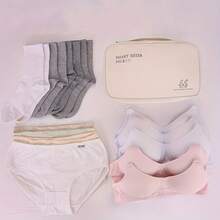 1 túi đựng đồ lót hai lớp - Túi du lịch bằng nylon bền chắc với nhiều ngăn, phù hợp để đựng áo ngực, quần lót và tất - Dễ dàng mang theo và có thể giặt máy, dùng để cất giữ quần áo, vật dụng cần thiết khi đi du lịch. - Nhiều màu - Xem 7