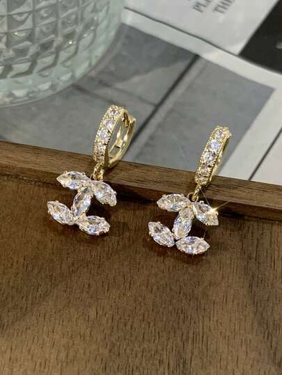  1pc Fashionable Cubic Zirconia & 14K Gold Plated Copper Pendant Earrings, Suitable For Women's Daily Wear (LADYCOCO New Product), Comes With Simulated Oxidized Packaging Box