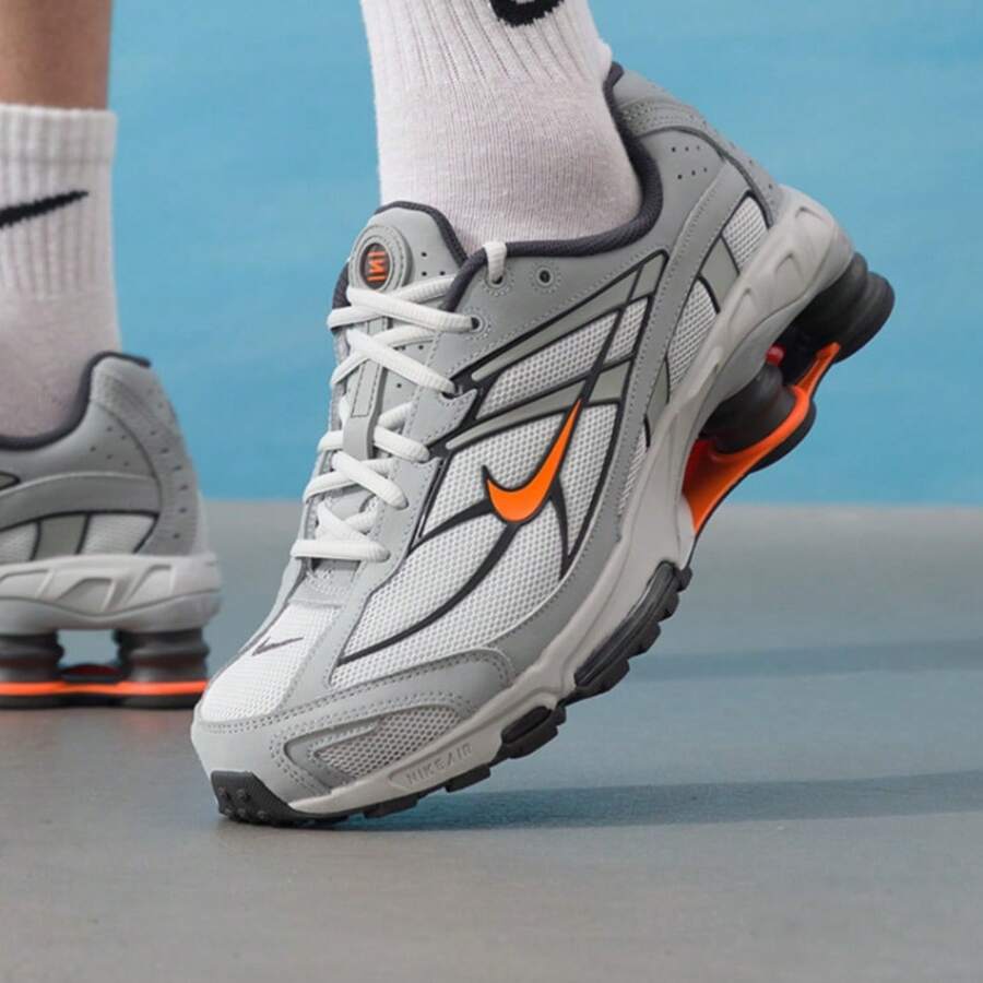 男子NIKE SHOX RIDE 2運動休閒鞋 - 白色/灰色/橙色 - 查看 1