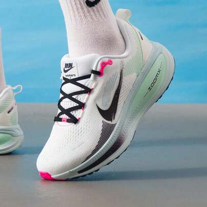 Nike VOMERO 18 Running Shoes, Shock-Absorbing & Lightweight, Men's Casual Outdoor Road Running Shoes IM6676-104