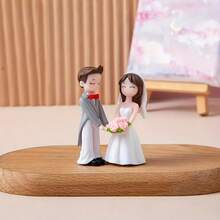 一对浪漫新郎新娘微景观DIY装饰摆件，结婚周年纪念派对桌饰，卡通主题塑料纪念品，完美适用于婚礼、周年纪念和情人节礼物，做工精致，婚礼装饰 - 白色 - 查看 1