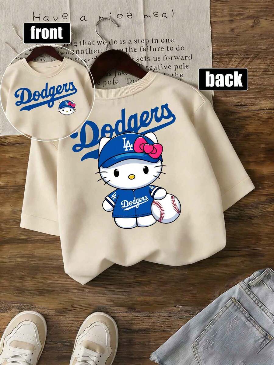 Sanrio Tiny Trove X Hello Kitty LA Dodgers Baseball Tee For Kids – Unisex 2-14 Years Soft Polyester (Polyester) T-Shirt With Cute Cartoon Print Spring Summer Casual Wear Cute Round Neck Casual Summer Fun Top, Moisture Wicking, Boys And Girls Can Wear, As A Holiday Gift For Children. - 杏色 - 查看 1
