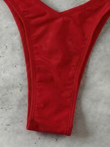 新款奢华名媛风红色撞色性感休闲优雅比基尼套装，金属环装饰撞色滚边设计，适合海滩、度假、约会、派对等场合。 - 彩色 - 查看 6