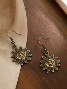 一对复古简约百搭太阳形吊坠耳环，适合女性日常及节日佩戴 - 太陽 - 查看 3