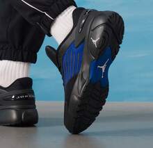 Nike Men's Casual, Versatile, Sports Training, Torsion-Resistant Basketball Shoes - Black/Blue - View 5