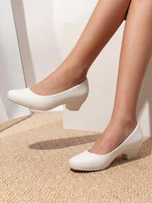 Women's Chunky Block Heel Pumps, Closed Toe Slip-On Dress Shoes – Comfortable Low Heels For Work, Wedding & Casual - 白色 - 查看 2
