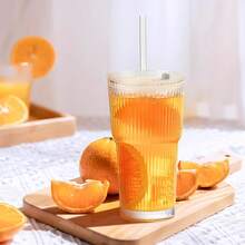 Bộ 1 cốc thủy tinh kẻ sọc có ống hút và nắp, bình nước di động kiểu dáng tối giản, cốc thủy tinh kẻ sọc dọc, cốc cà phê/nước ép chất lượng cao có thể tái sử dụng, bình đựng đồ uống đa chức năng, thích hợp cho gia đình, văn phòng, bãi biển, các bữa tiệc khác nhau, dùng được cho cà phê, trà, rượu whisky, sữa, Americano đá và Latte. - Trong sáng - Xem 12