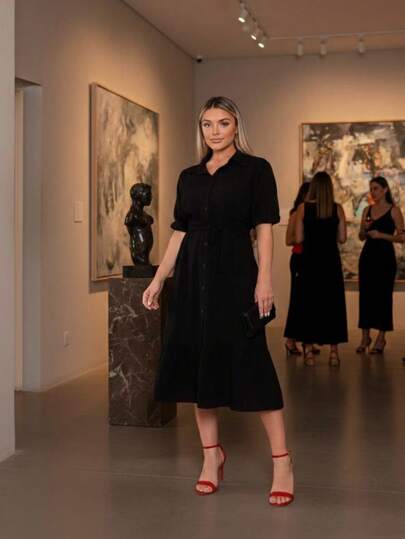 Vestido Midi Feminino Vicolinho Outono Inverno com Cinto e Botões Frontais