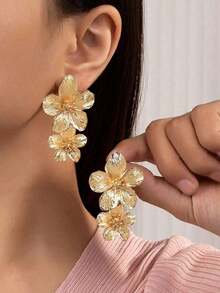 1pair Fashionable And Elegant Flower Shaped Alloy Earrings, Four Seasonal Golden Minimalist Ear Drops, Suitable Women Daily Wear Valentines - Vàng - Xem 2