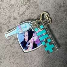 K-Pop风格MINJU、YUNAH、WONHEE、IROHA、MOKA应援棒，亚克力钥匙扣挂件，可个性化装饰汽车/卡片/包包，男女皆宜，圣诞节、万圣节、节日礼物 - 彩色 - 查看 9