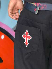 Black Baggy Bermuda Shorts With Red Cross Design - New Street Skate Release - 黑色 - 查看 4
