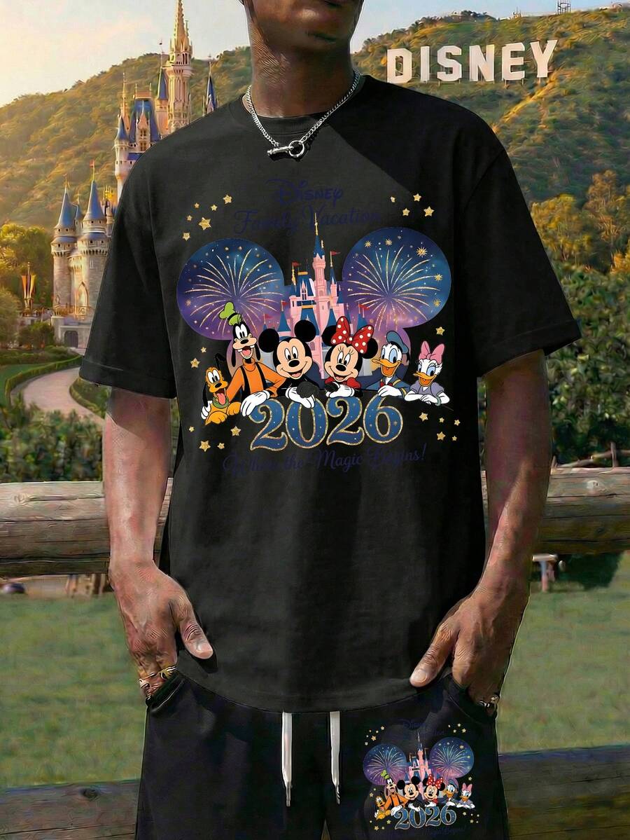 Men's White/Black Pullover Short-Sleeved T-Shirt And Drawstring Shorts Two-Piece Set, Featuring Disney Family Vacation Lettering And Mickey Mouse And Minnie Mouse Graphic Prints. A Breathable And Comfortable Summer Casual Set, It Makes A Perfect Gift For Men. - 黑色+黑色 - 查看 1