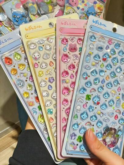 儿童手工装饰贴纸、办公学校装饰贴纸、笔记本贴纸、账簿贴纸、行李贴纸、吉他装饰贴纸、激光贴纸、送给朋友和家人的礼物、圣诞礼物、圣诞装饰品、随机高价值日本动漫人物贴纸。