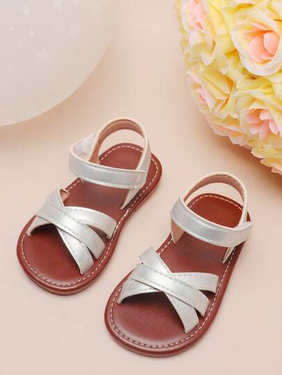 1 Pair Silver Flat Sandals, Comfortable Versatile Unisex Kids Beach Shoes, Minimalist Children Sandals
