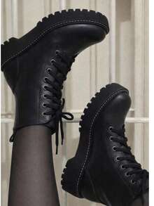 Women's Ankle Boot With Lug Sole, Blogger Style, With Laces, Lightweight And Comfortable - Black - View 1