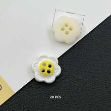 20/24/50 Stück 1,5cm/0,59 Zoll Regenbogen Malerei Stil bunte Pflaumenblüten Punkt Öl Vier-Loch Harz Kunststoff Nähknöpfe, geeignet für Bekleidungszubehör Kleider, Jacken, Hemden, Pullover DIY, Puppen, Handyhülle Dekorationen - Mehrfarbige Pflaumenblüten - Übersicht 14