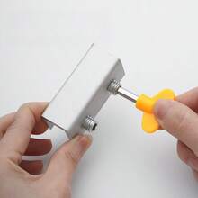 1pc/2pcs Adjustable Safety Window Lock, Aluminum Alloy Window Blocker With Key, Suitable For Horizontal Sliding Windows - Multicolor - View 5