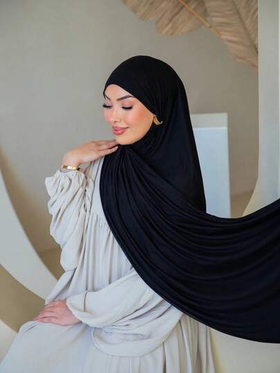 1pc Black Solid Color Knitted Headscarf, Soft & Breathable One-Piece Scarf, Elegant & Graceful Women's Headwear