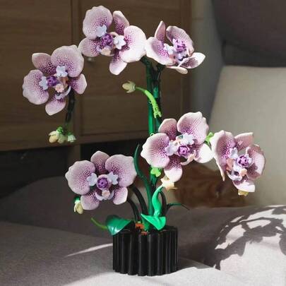 619pcs/Box Floral Building Blocks, Magnolia Flower Bouquet, Exquisite Floral Building Block Arrangement, Lifelike Floral Art, Indoor Decor DIY, Never Withers, Suitable For Making Warm And Romantic Bouquets, Home & Office Decor, Valentine's Day Gift, New Year Gift, Decorations/Holiday Gift/Birthday Gift/Christmas Gift