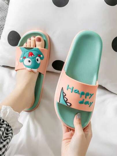 卡通室内家居拖鞋，四季皆宜，防滑浴室鞋
