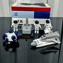 Modelo de juguete de nave espacial de astronauta para niños, modelo de plataforma de lanzamiento de cohete y estación espacial, avión de carga espacial, colección de modelos para niños como regalo de cumpleaños/Halloween/Navidad - Negro - Ver 8