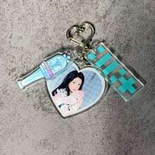 K-Pop风格MINJU、YUNAH、WONHEE、IROHA、MOKA应援棒，亚克力钥匙扣挂件，可个性化装饰汽车/卡片/包包，男女皆宜，圣诞节、万圣节、节日礼物 - 彩色 - 查看 10