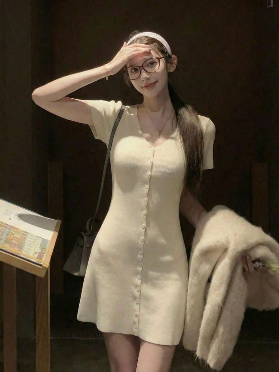 V-Neck Short Sleeve Knit Dress, Fitted A-Line Sweater Dress, Sexy Minimalist Style, Spring/Summer - Apricot - View 1