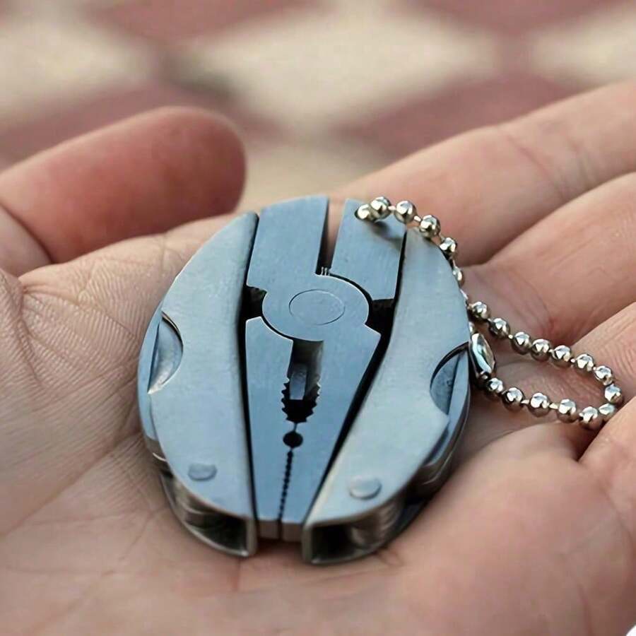 1pc Mini Multi-Functional Wrench 304 Stainless Steel Practical Tool Outdoor Compact Metal Tool With Keychain For Essential Non-Electric Use - 銀色 - 查看 1