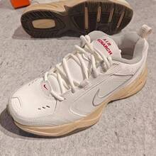 Nike Zapatos casuales de corte bajo antideslizantes para hombre Air Monarch IV - Blanco - Ver 6