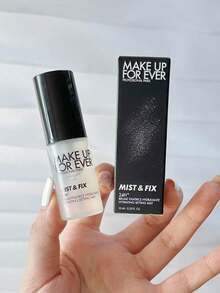 MAKE UP FOR EVER [迷你装] 保湿定妆喷雾 10ml [干性肌肤适用] 保湿喷雾 / 经典定妆喷雾的升级配方和包装。有效滋润肌肤，令妆容持久定妆长达24小时。 - New - 10ml - 查看 5