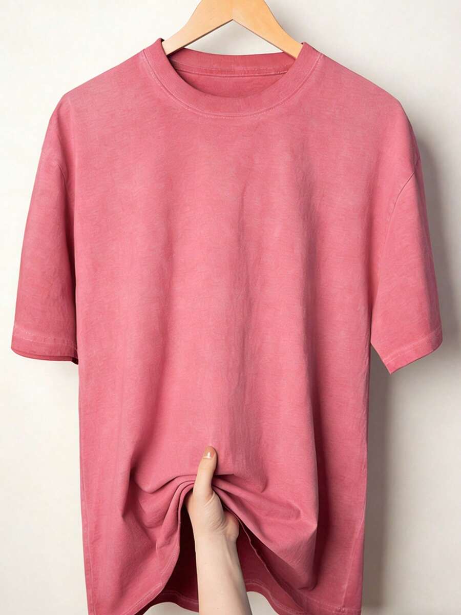 American Retro Style, 230g Heavyweight Washed Distressed Short-Sleeved T-Shirt For Men. High-Weight Pure Cotton, Thick And Opaque, With A Snowflake Wash Process. Loose, Drop-Shoulder, Oversized Fit. Street Style, Versatile, Basic, Suitable For Everyday Wear, Commuting, And Casual Wear. - 玫紅色 - 查看 1