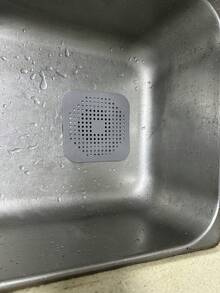 Cubierta de drenaje cuadrada de silicona con ventosa, atrapapelos para ducha, bañera y cocina para evitar obstrucciones, decoración para el baño y el hogar, adecuada para otoño, vuelta al colegio, verano, viajes - Multicolor - Ver 9