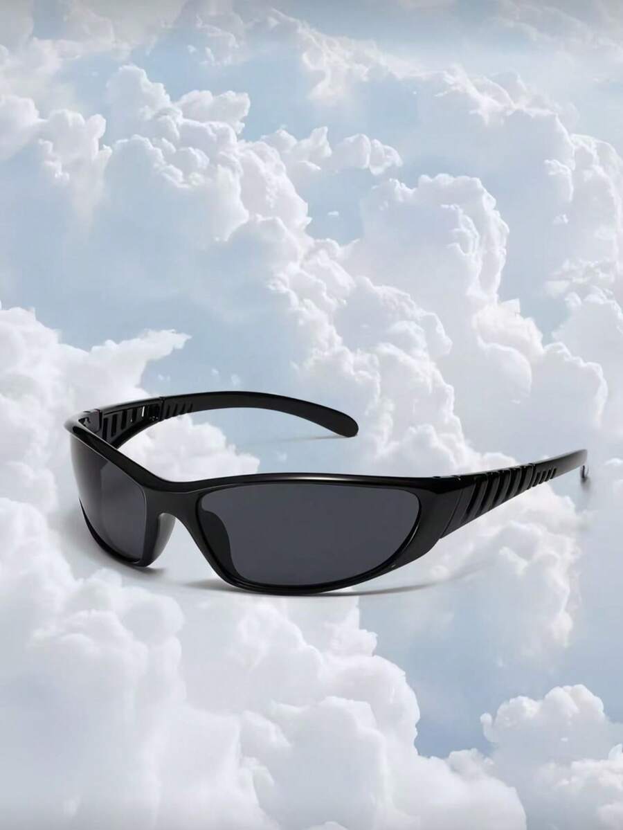 Millennium Futuristic Large Frame Fashion Fashion Glasses - Black - View 1