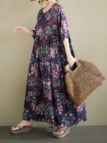 AZAH 2026 Summer New Bohemian Casual Vacation Beach Dress, Plus Size Tropical Floral Print Long A-Line Maxi Dress, Round Neck, With Pockets, Blue Floral Women Long Dress. This Casual Plus Size A-Line Maxi Dress With Round Neck And Batwing Sleeves Is Suitable For Daily Wear. Elegant - Multicolor - View 3