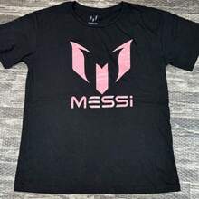 Lionela Messis  Kid's Soccer T-Shirt Size XL Adult Small Black Tee W Pink Print - 黑色 - 查看 1