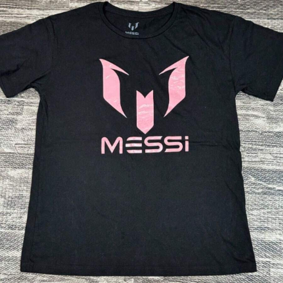 Lionela Messis  Kid's Soccer T-Shirt Size XL Adult Small Black Tee W Pink Print - 黑色 - 查看 1