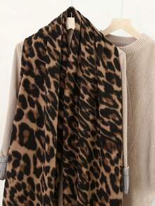 1pc Women's Leopard Print Cashmere Scarf, Tasseled Warm Shawl, Comfortable Large Wrap, Windproof & Warm For Outdoor, Minimalist Versatile Daily Wear - Black Rice - View 6