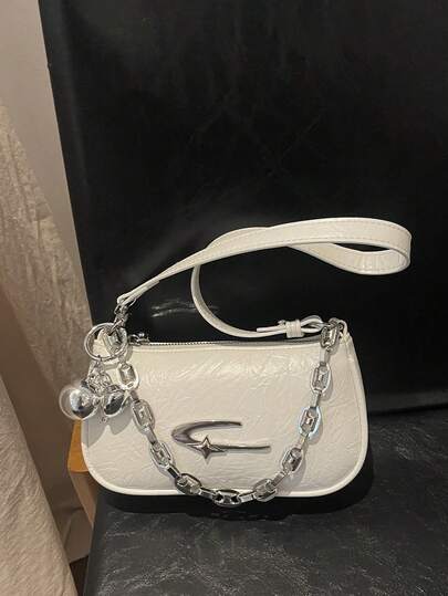 Nueva bolsa de hombro con decoración de cadena de moda, bolso cruzado elegante, bolso cuadrado pequeño minimalista con colgante