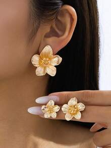 3对时尚优雅的金色纹理金属五瓣花耳环，百搭耳环套装，适合成年女性的礼物 - 金黃色 - 查看 3