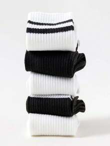 5 Pairs Striped, Solid Color, And Heart Print Athletic Socks - Multicolor - View 4