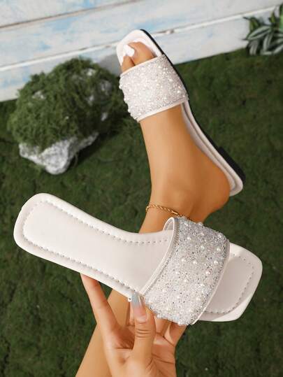 Plus Size Women's One-Strap Rhinestone Decorated Sandals, Casual Versatile Outdoor Flat Plastic Slippers, Suitable For Summer And Eid Al-Fitr