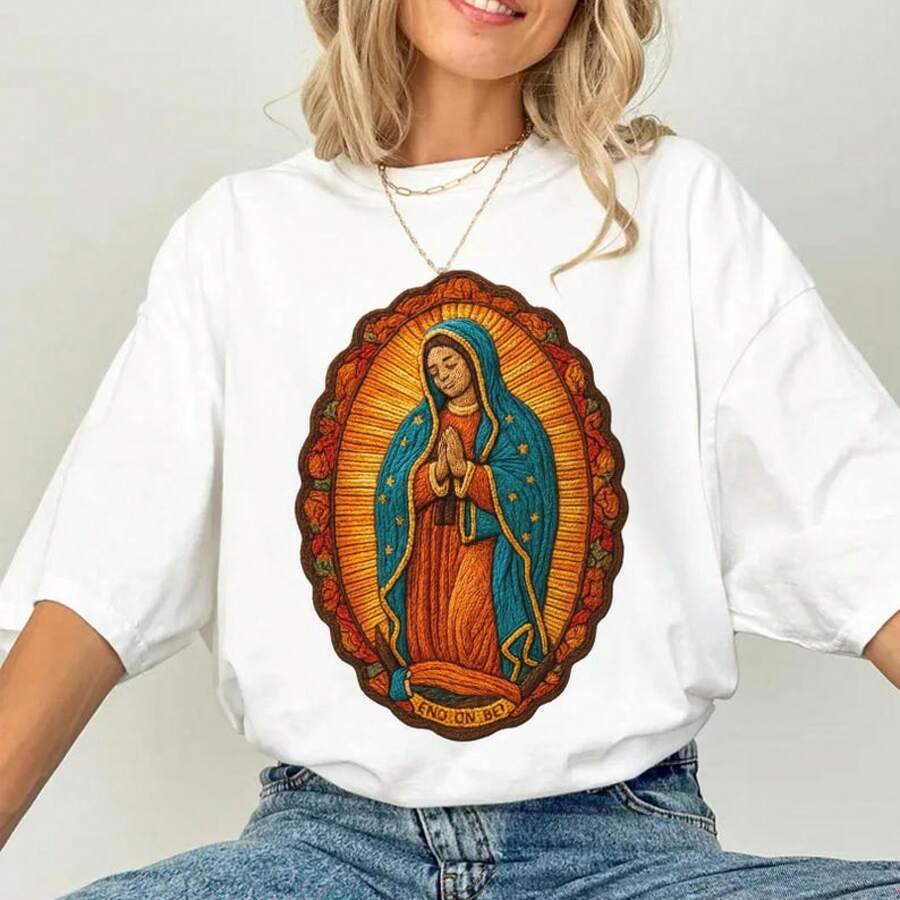 1 Camiseta Mexicana para Mujer, Camisetas de Nuestra Señora de Guadalupe, Arte Religioso en Hilo Sintético, Ropa de la Virgen María, Regalo Católico, Camisetas con Iconos Mexicanos, Camiseta Cómoda de 180G para la Familia, Camiseta Moderna Y2K, Camiseta Lavable a Máquina, Camiseta de Textura Suave, un Regalo Bonito para Mujeres, Camiseta de Cuello Redondo. - Blanco - Ver 1