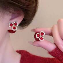 1对新款双面佩戴红色花朵和仿珍珠耳环，时尚百搭优雅节日耳环 - 紅色 - 查看 6